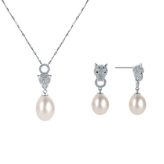 Pearl necklace and earrings with silver leopard-shaped pendants on a white background